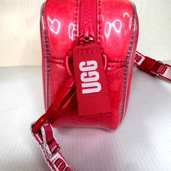 UGG Janey II Clear UGG Plush Signature Crossbody Bag Red Belt Bag Sporty Clear - Picture 5 of 11